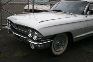 1961 Cadillac Coupe DeVille for Parts or Restoration