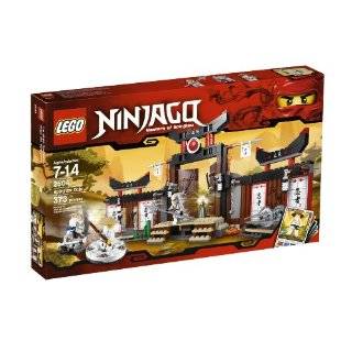  Lego Ninjago red lunch kit Toys & Games
